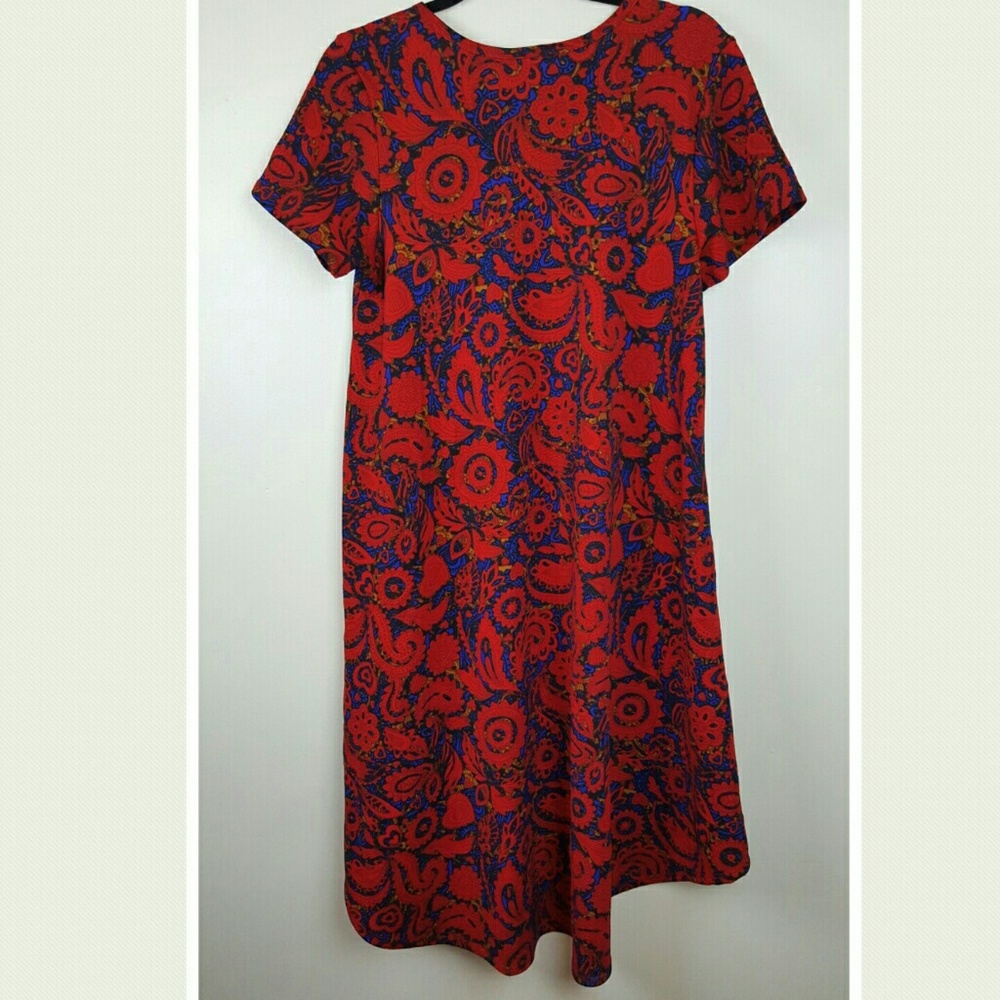 Dress - Picture 2 of 4